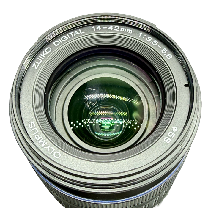 Lustrzanka Olympus E-520 + 14-42mm F3.5-5.6 ED