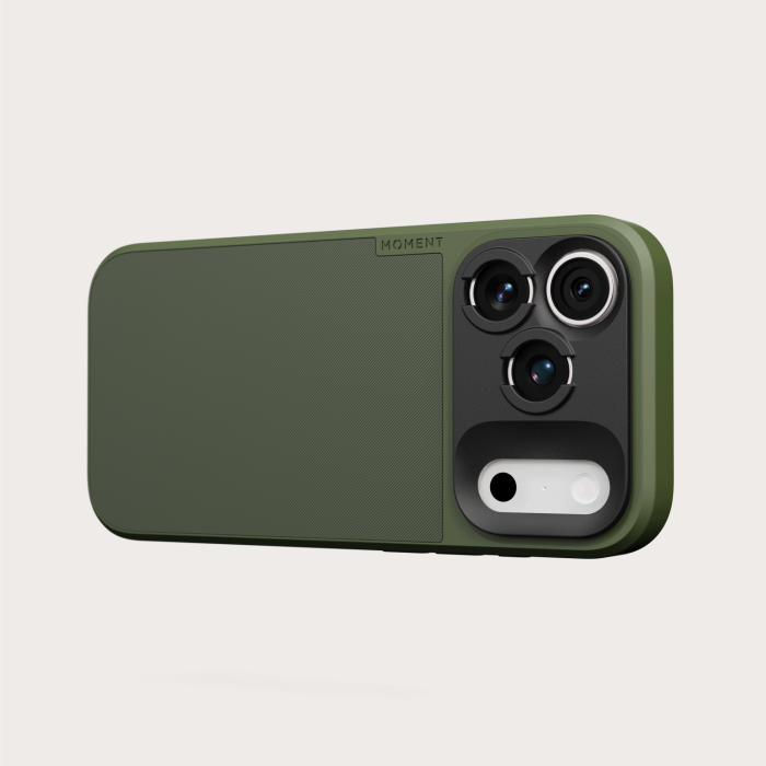 Moment Camera Case for iPhone 18 Pro - Compatible with MagSafe - Olive