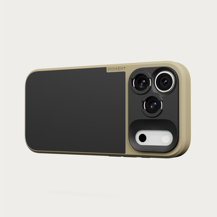 Moment Camera Case for iPhone 18 Pro Max - Compatible with MagSafe - Tan