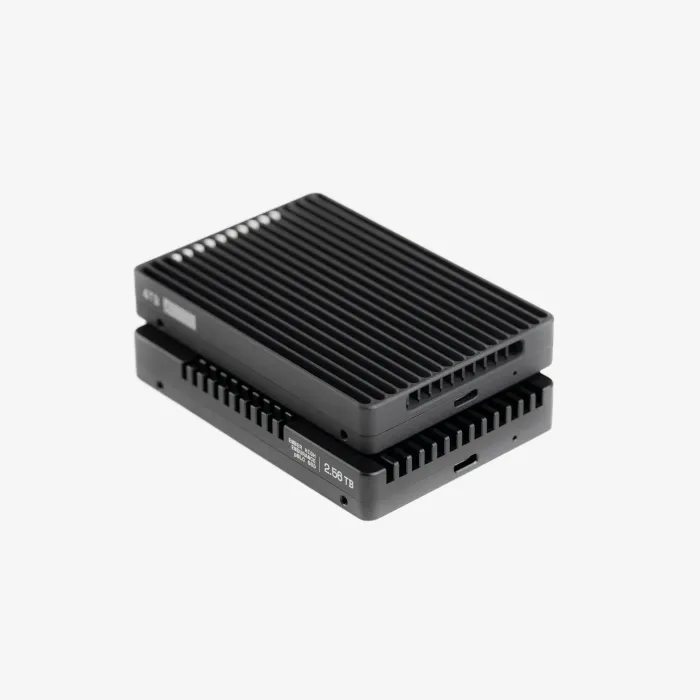 Zewnętrzny dysk SSD (4TB)