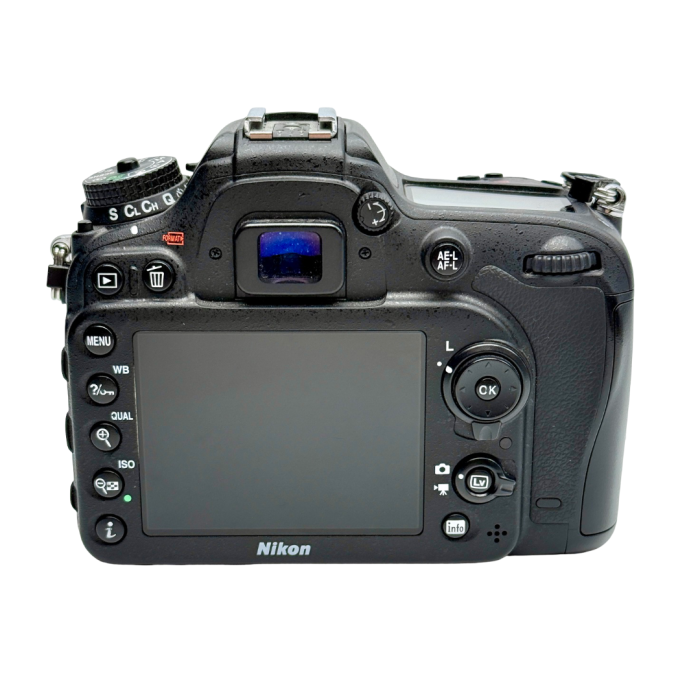 Lustrzanka Nikon D7200 idealny