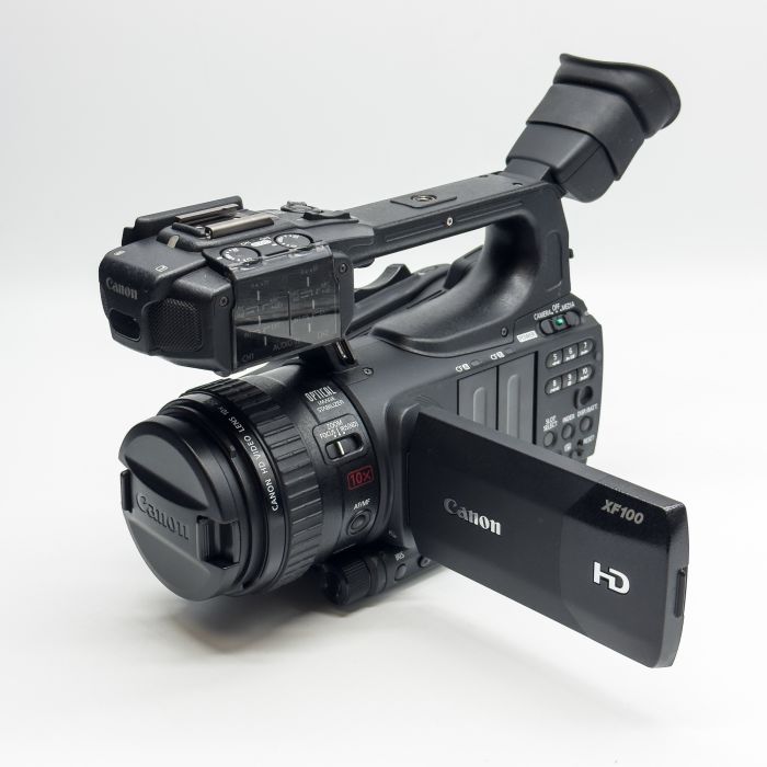 CANON XF100