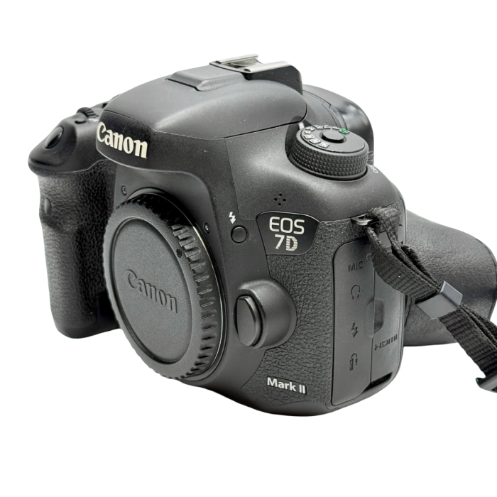 Lustrzanka Canon EOS 7D Mark II korpus