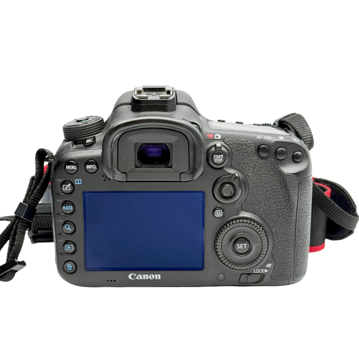 Lustrzanka Canon EOS 7D Mark II korpus