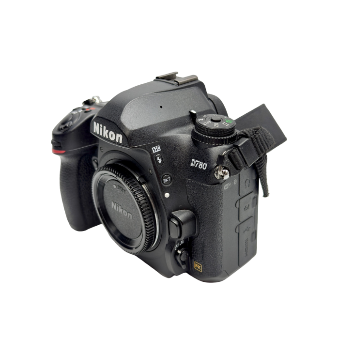Lustrzanka Nikon D780 korpus