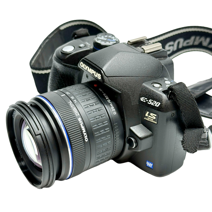 Lustrzanka Olympus E-520 + 14-42mm F3.5-5.6 ED