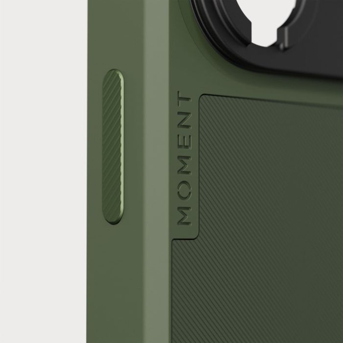 Moment Camera Case for iPhone 17 Pro - Compatible with MagSafe - Olive